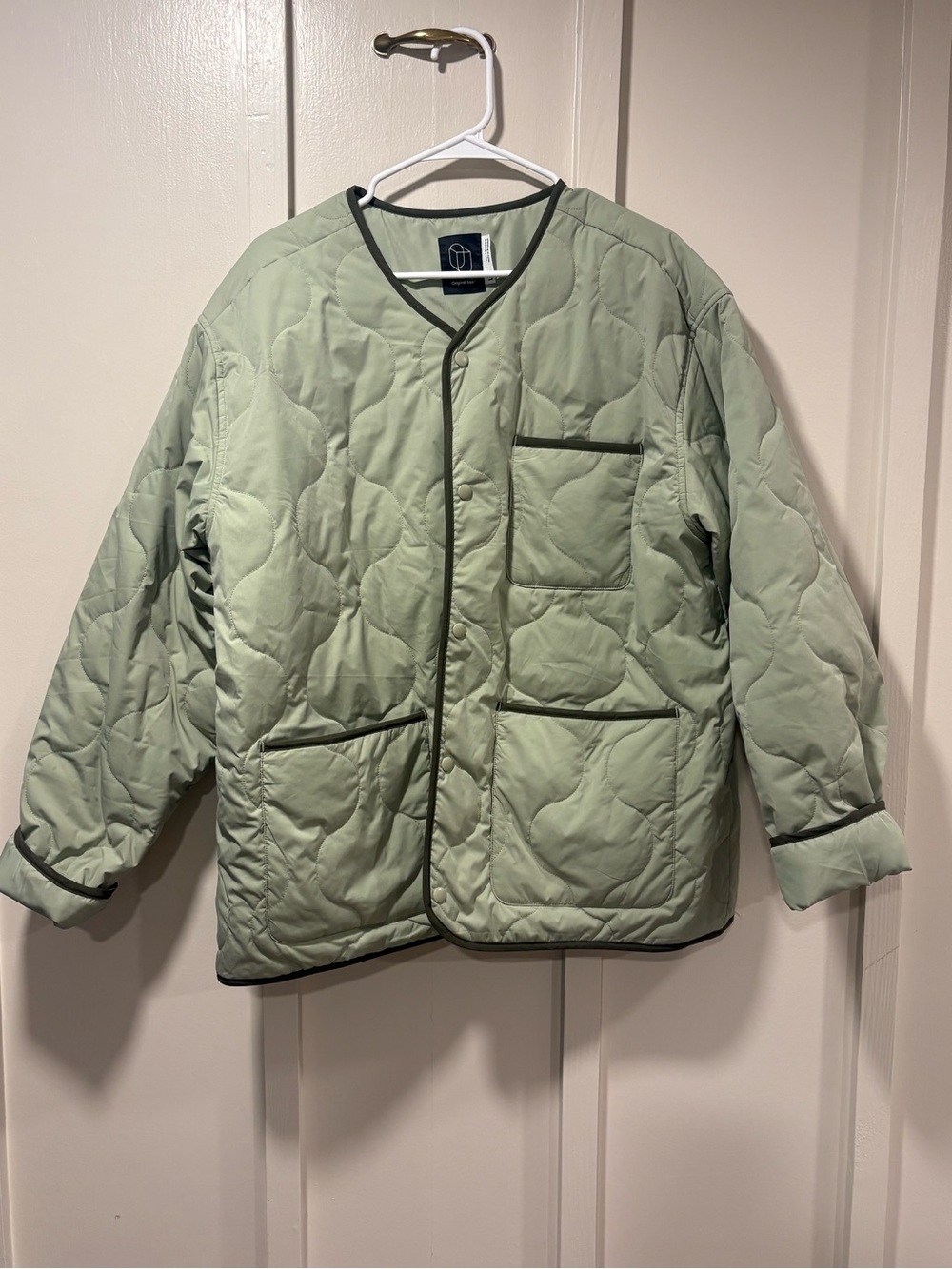 Original Use Light Green Quilted Shirt Jacket with Dark Trim